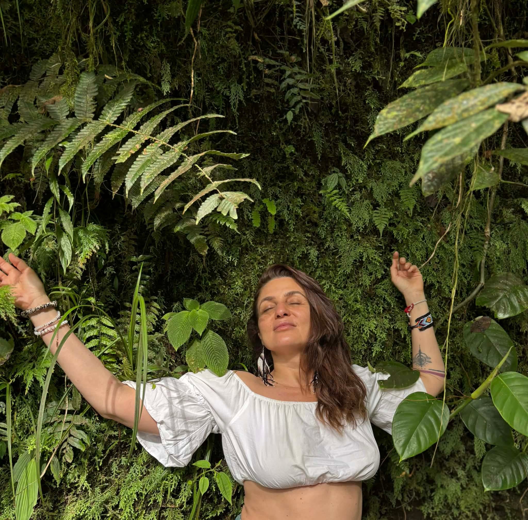 Деви — Обратно към истинското ти АЗ